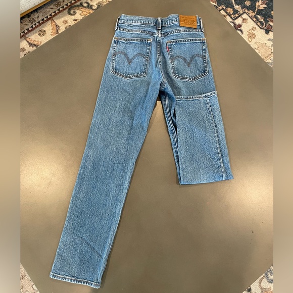 Levis Wedgie Straight Jean - Picture 2 of 7